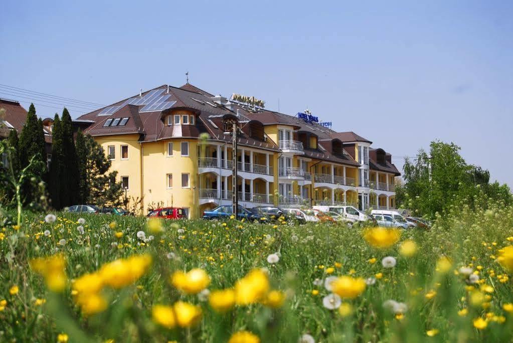 Hotel Venus Zalakaros Exterior photo